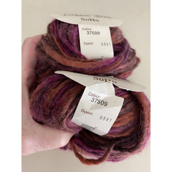 Debbie Bliss SoHo 100% Wool Yarn 2 Balls - Picture 3 of 3